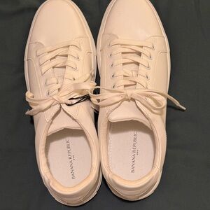 Banana Republic Men's White Faux Leather Sneakers
